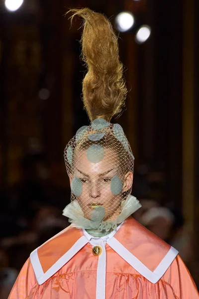 Look 72